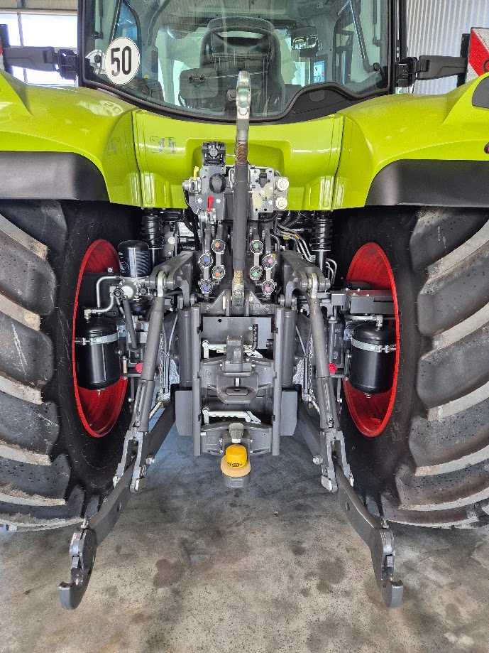 CLAAS Arion 630 - 3