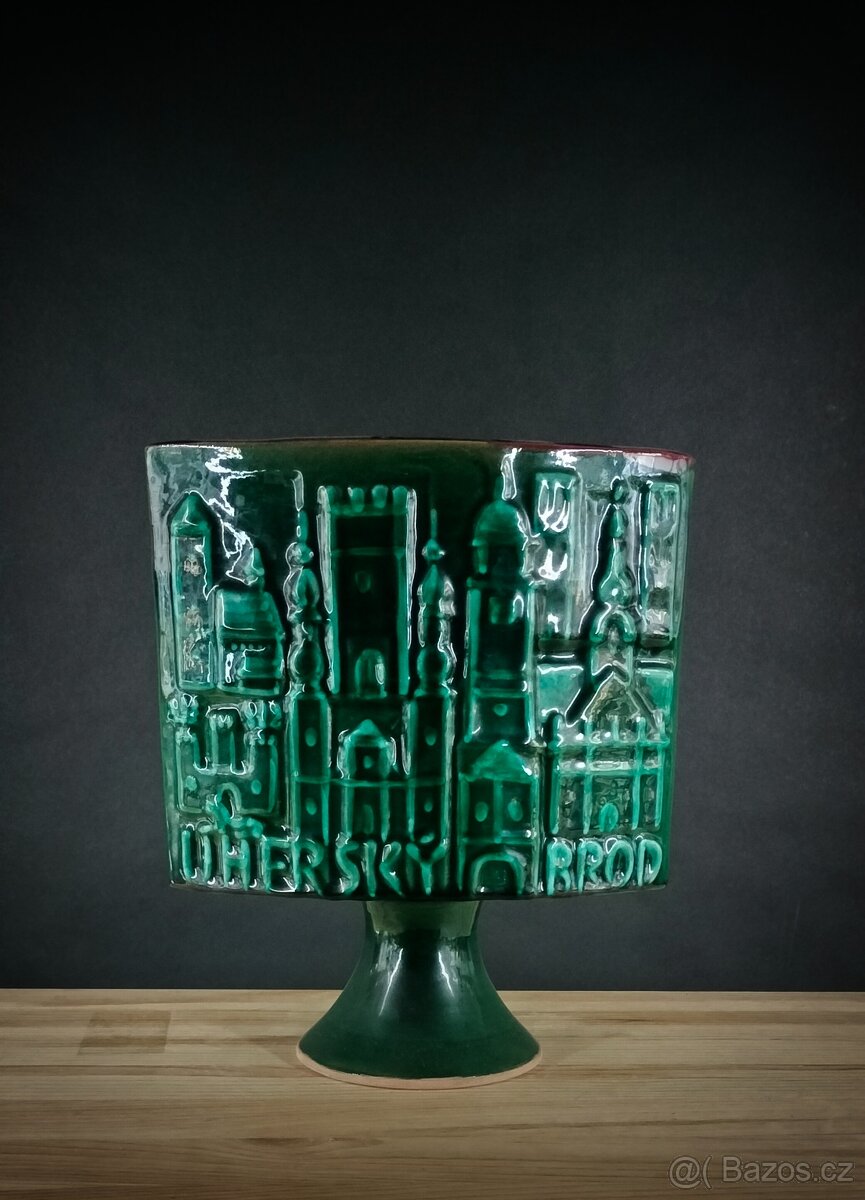 Mix starožitností a dizajnových doplnkov - 3