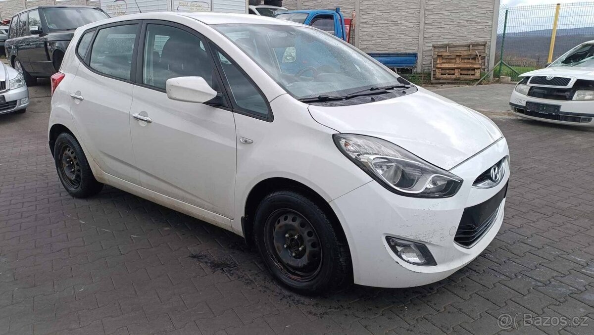 Hyundai ix20 1.6i 92kW rv.2012 automat - 3