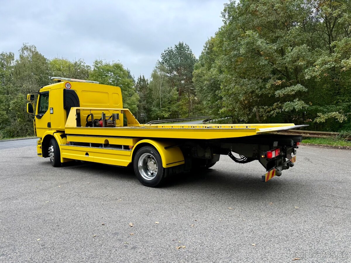 Odtahový vůz Renault D-Wide