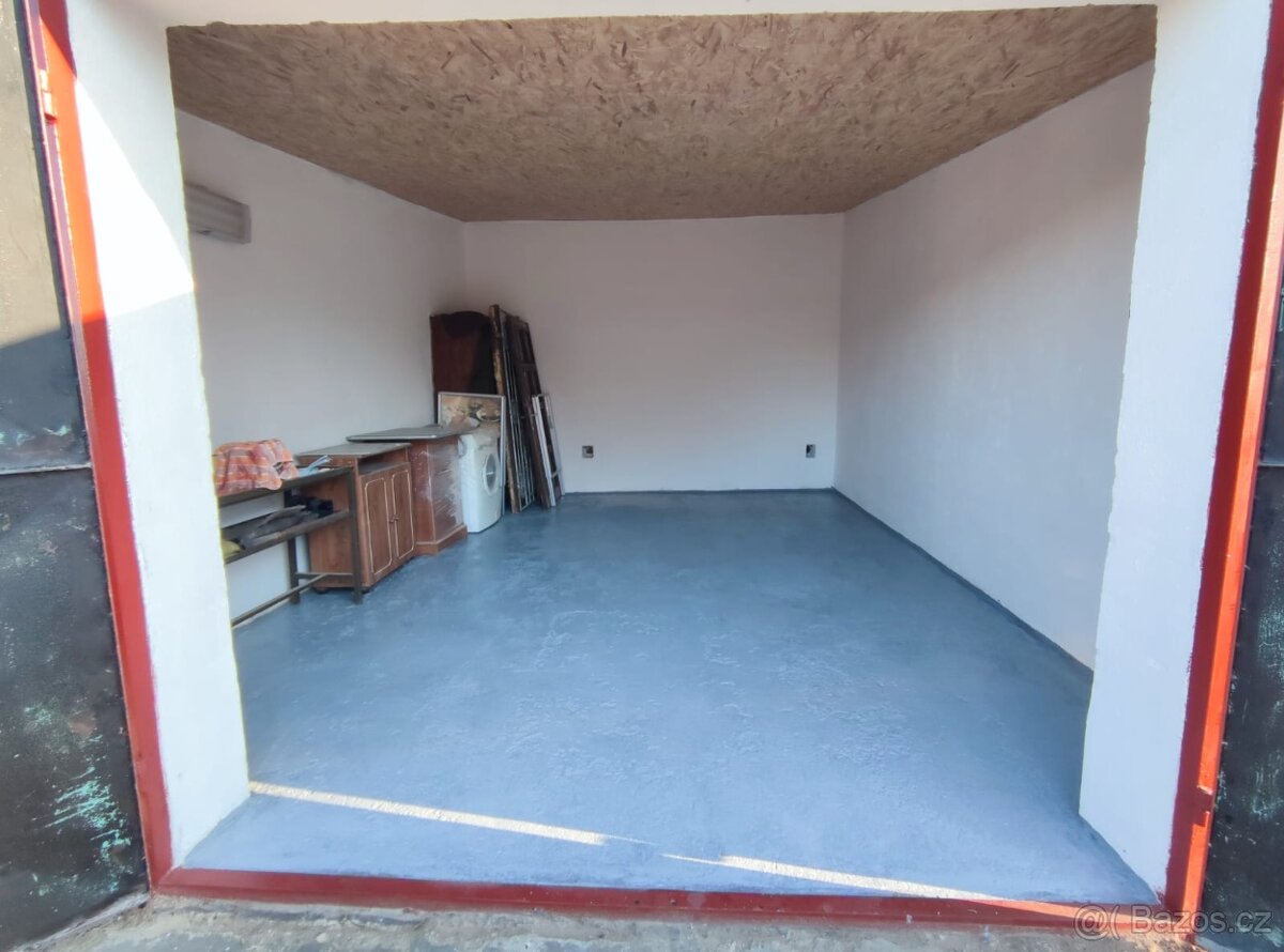Pronájem garáže - 3