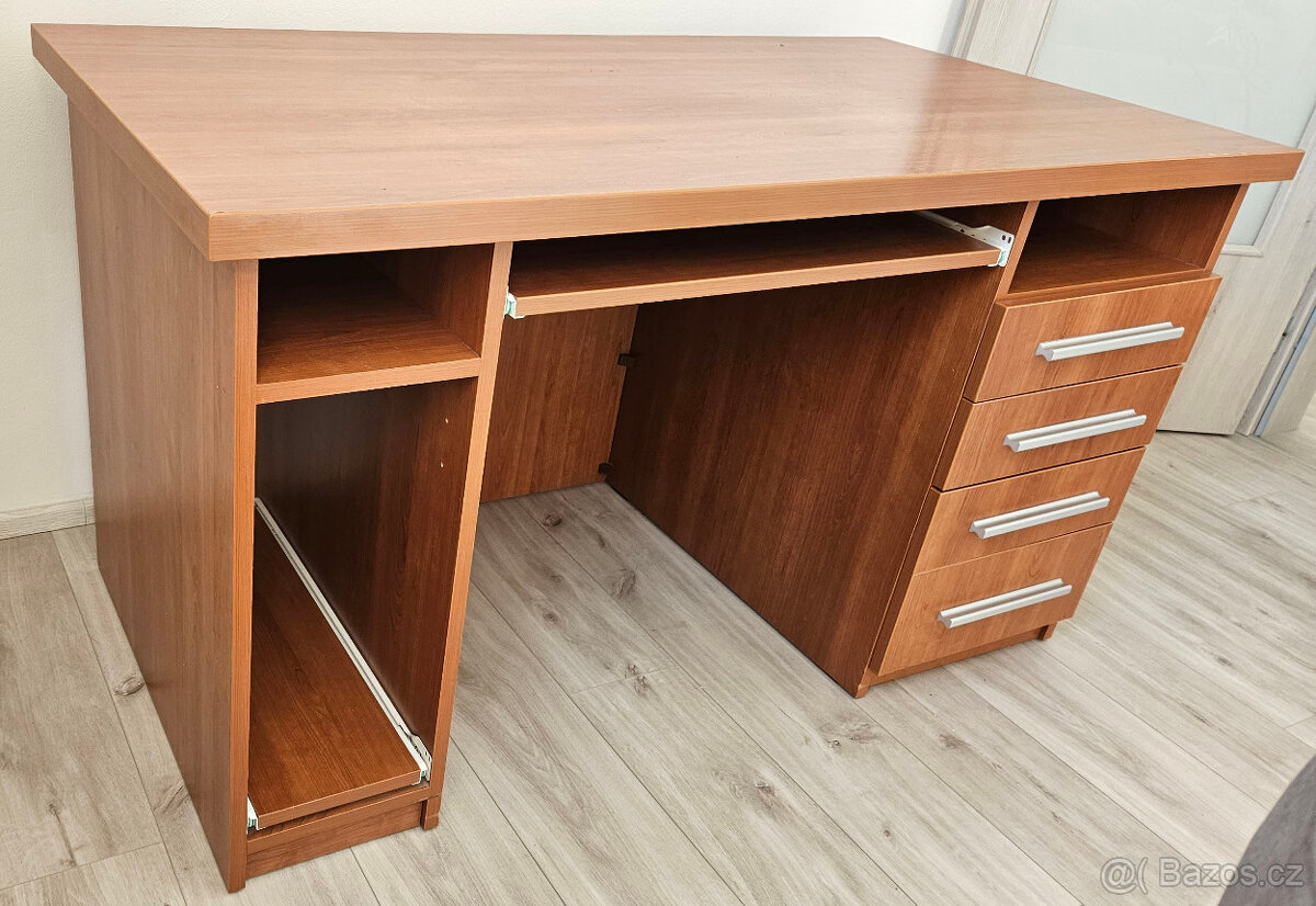 Prodám nábytkovou sestavu (stůl, skříňky) - 3