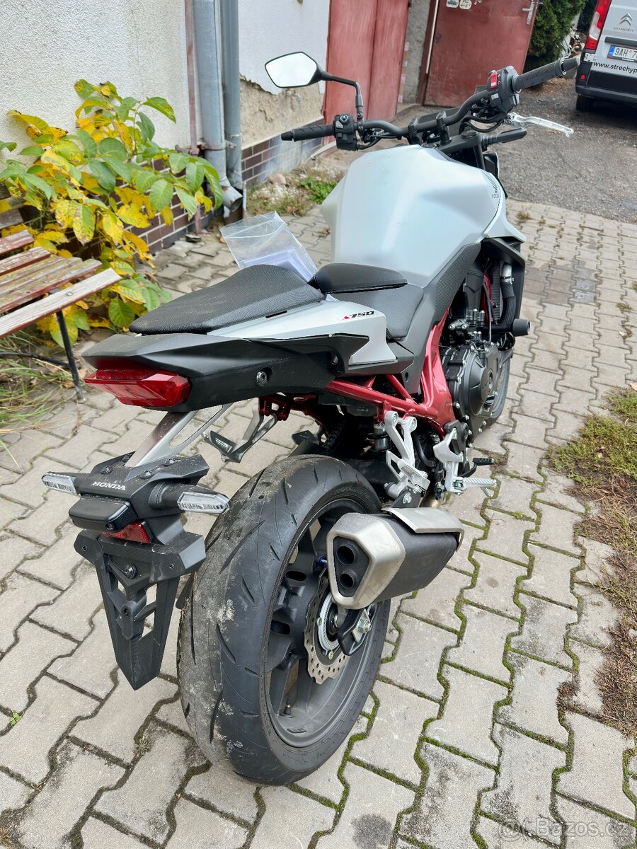 Honda cb 750 Hornet - 3