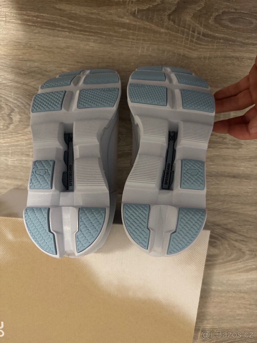 On Cloudmonster vel. 41 běžecké boty - 3