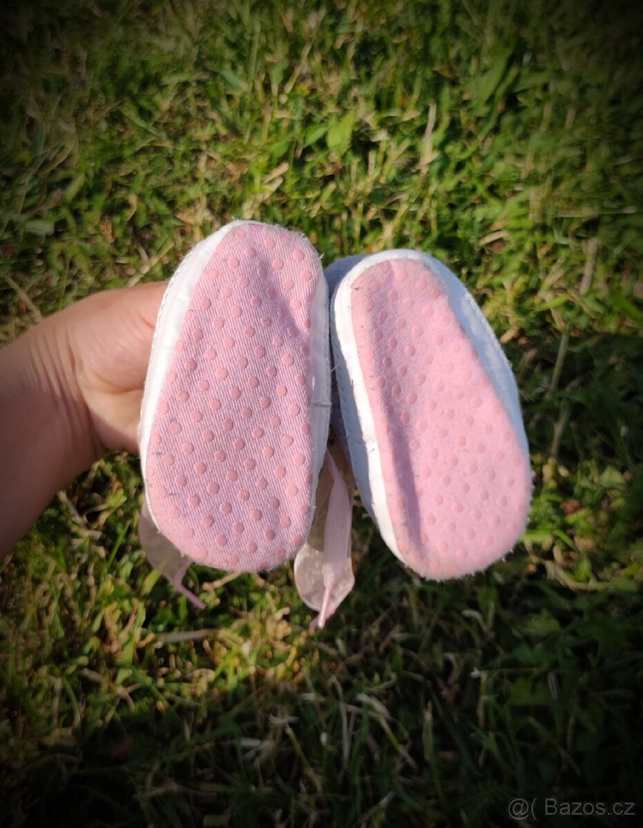 Botičky/capáčky do kočárku velikost 3-6 měsíců - 3