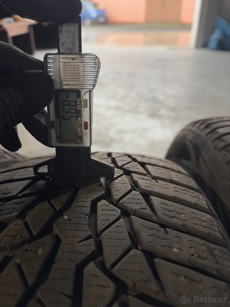 Zimní pneu Nokian 195/60 16 - 3