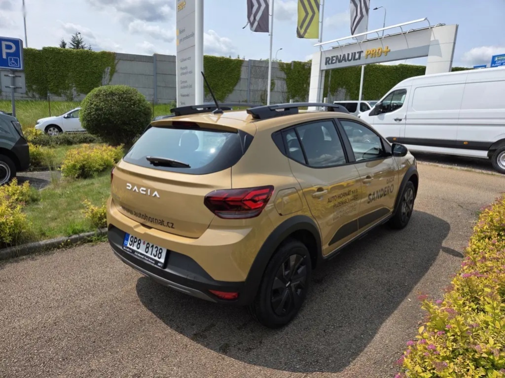 Dacia Sandero, REZERVACE - 3