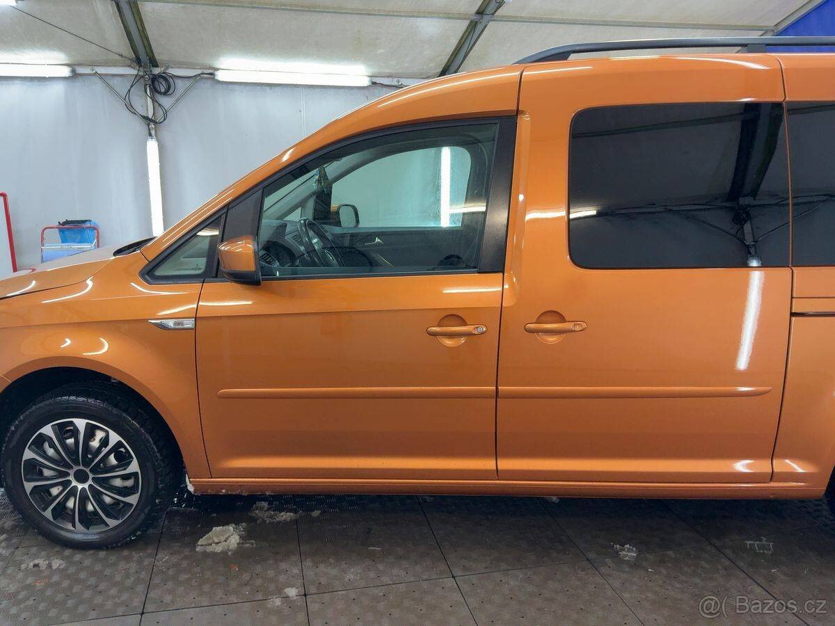 Caddy Maxi 2.0TDI 110kW, 7.míst,xenon,webasto,taž. - 3