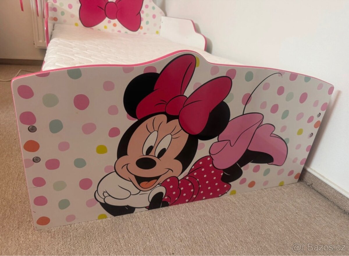 Dětská postel Minnie Mouse + příslušenství - 3