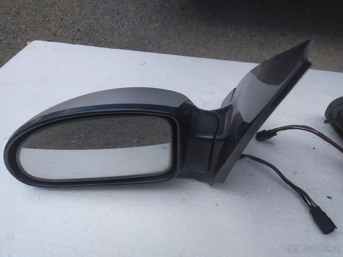 světla Ford Focus mk1 - 3