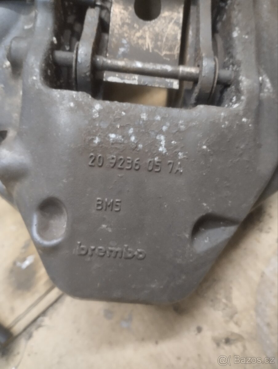 Brembo bm5 4pístky - 3