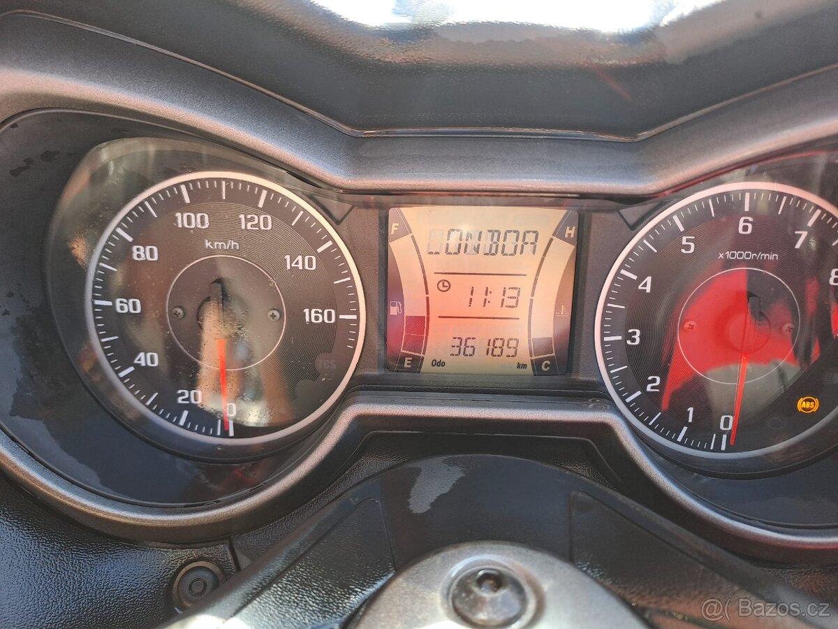 Yamaha X-max 300 (2017) - 3