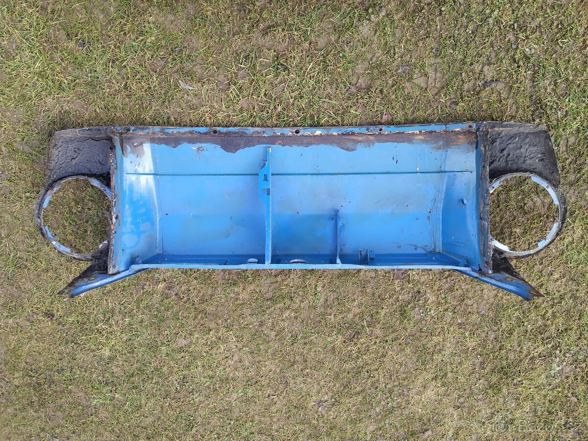 Přední čelo a blatníky Škoda 100 - 3