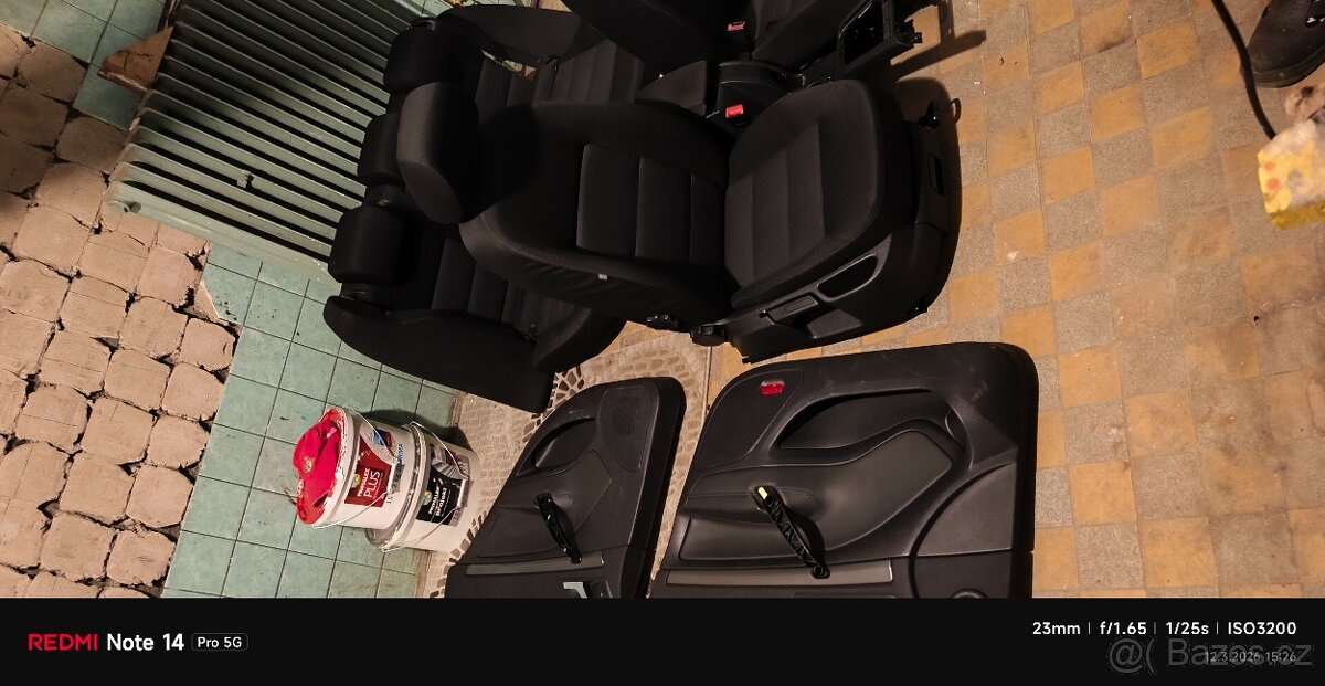 Škoda Octavia 2 sedačky - 3