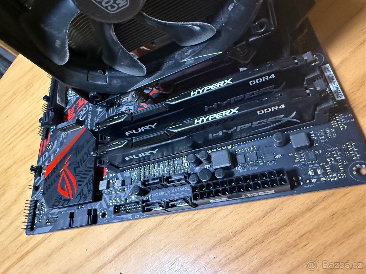 Herní set ASUS ROG i7-8700 | RTX 2080 | 16GB RAM - 3
