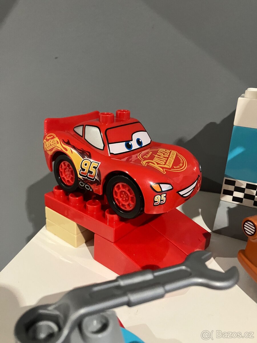 LEGO® DUPLO® 10924 Závodní den Bleska McQueena - 3