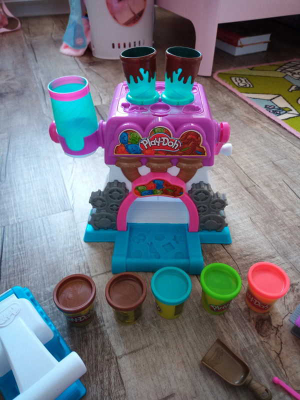 Play Doh Kitchen Tovarna na cokoladu - 3
