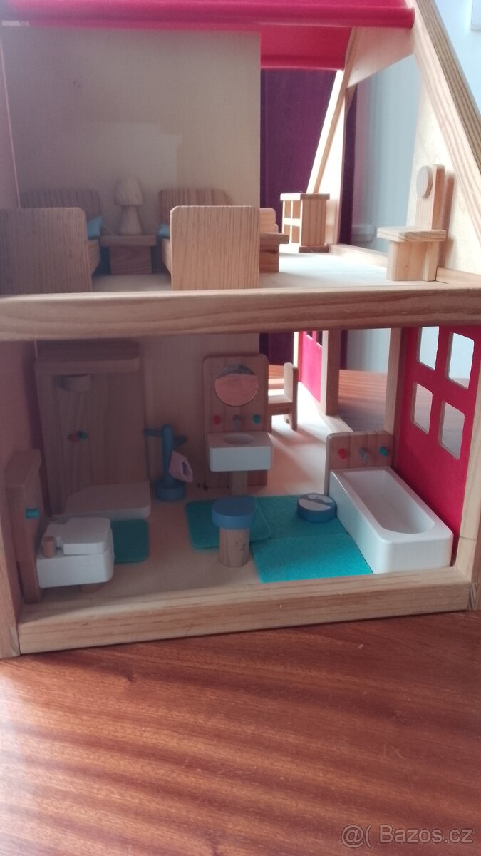Dřevěný domeček pro panenky - 3