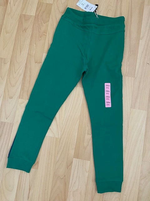 Zelené sportovní kalhoty - tepláčky, vel.134, NOVÉ, Sinsay - 3