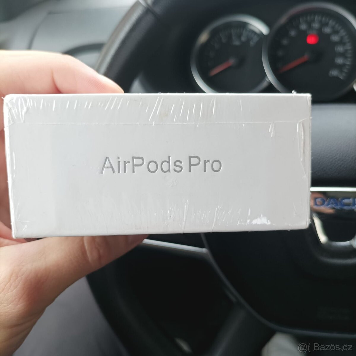 Apple airpods druhá generace - 3