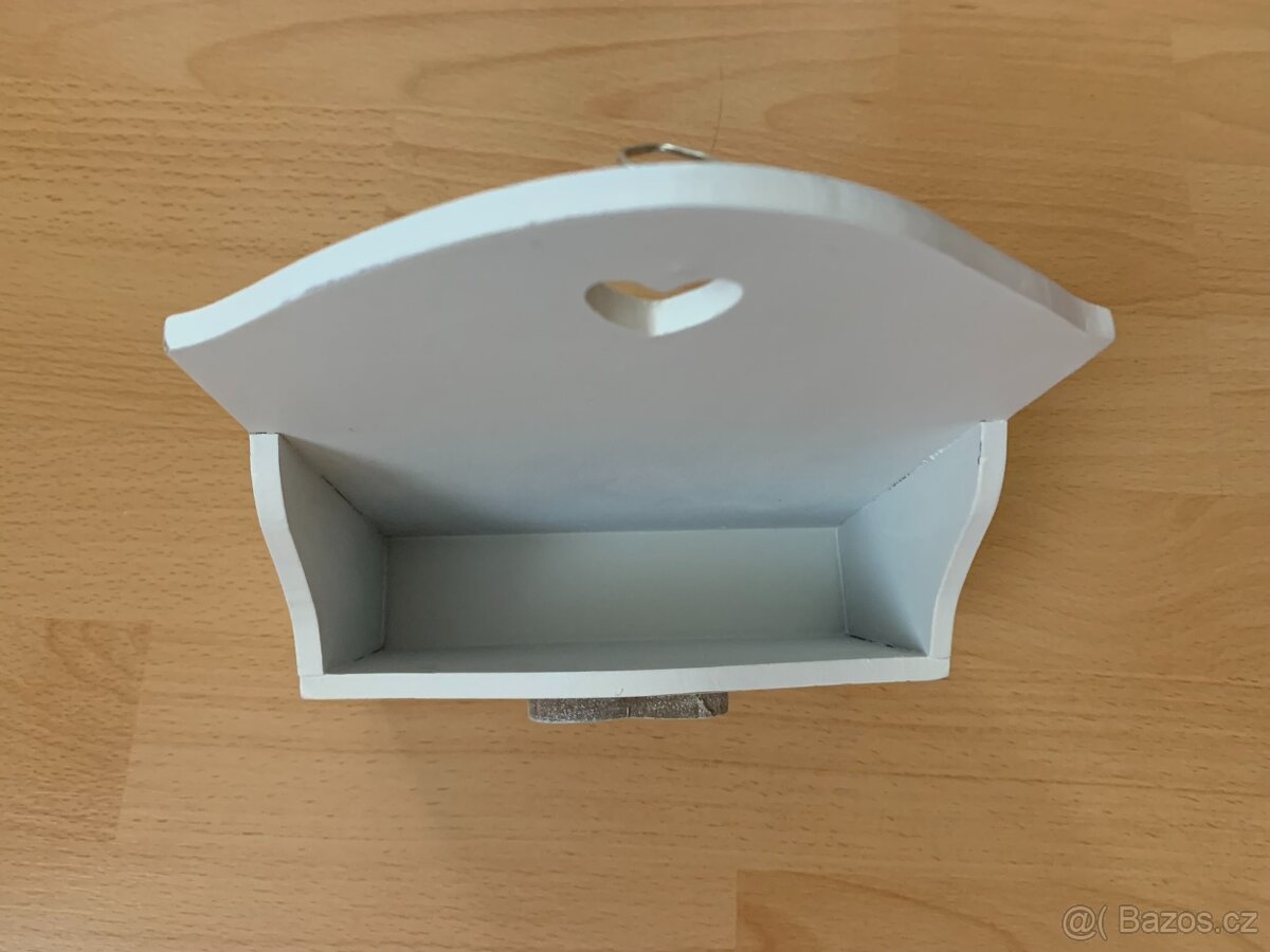 Držák na dopisy Srdce - 3