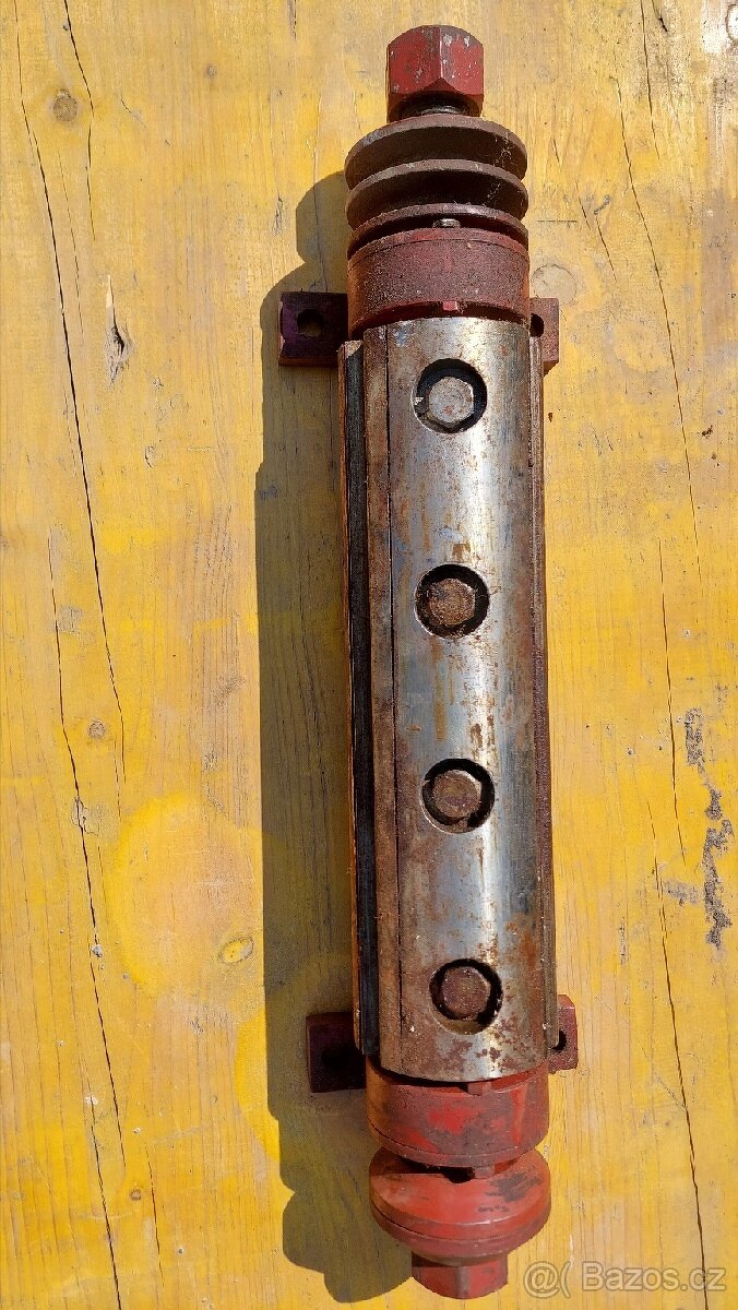 Kombinovaná hřídel na hoblovku, pilu a dlabačku. - 3