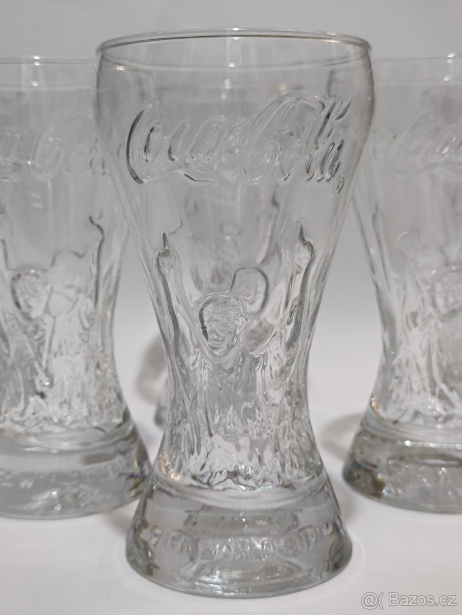 Coca Cola, fotbalové sklenice 2006, 100.-/ks, pošta 69.- - 3