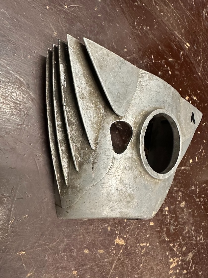 Predám kryt karburátoru JAWA 350/360 351 nepoškodený - 3