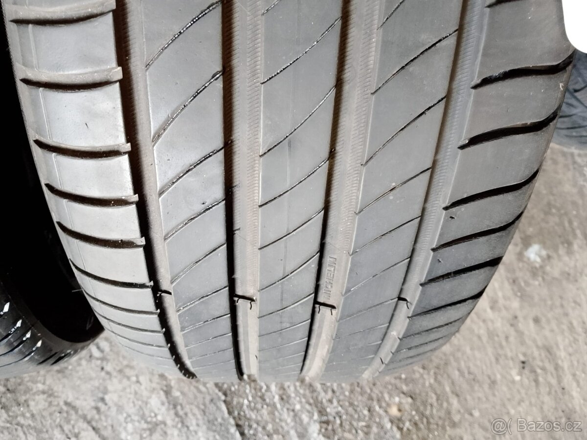 235/45/18 98w Michelin - letní pneu 2ks - 3