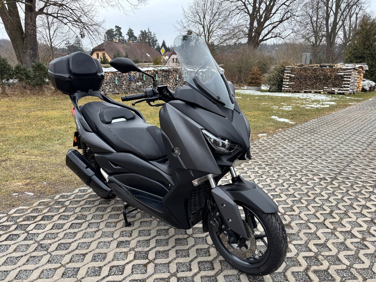 YAHAMA X-MAX 300 - 3