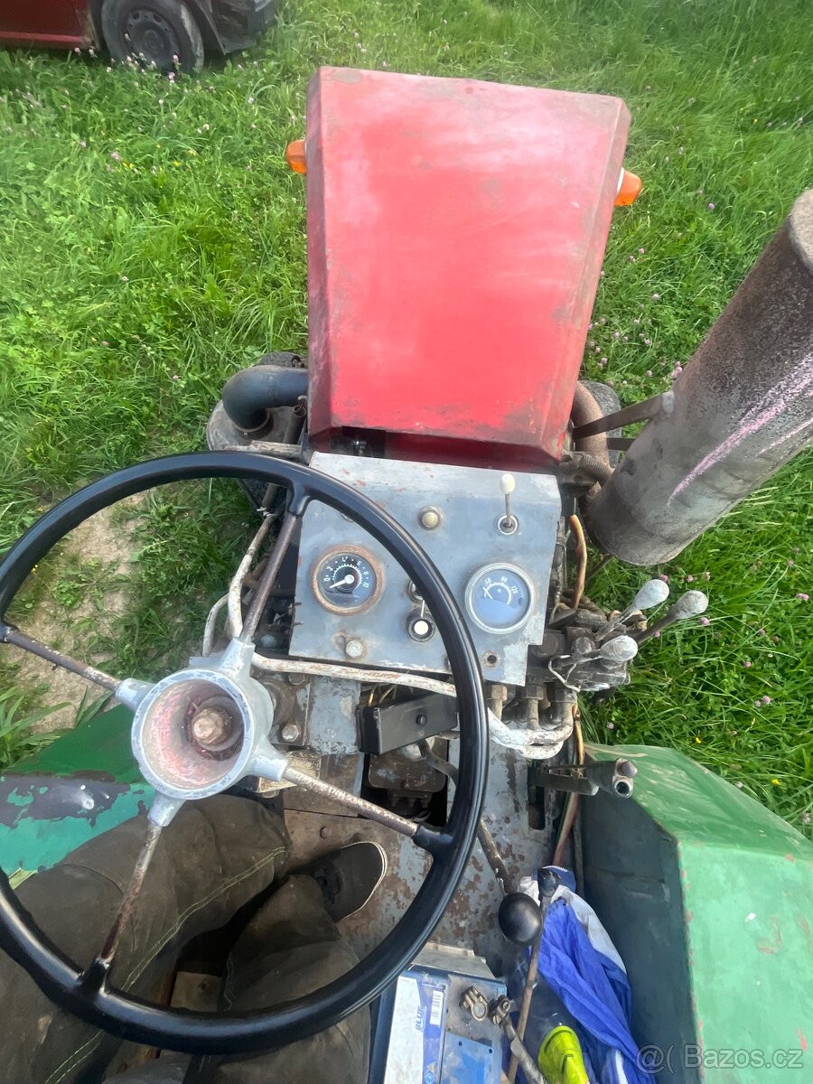 Traktor s uzávěrkou , slavia 2valec vzduchem chlazeny - 3