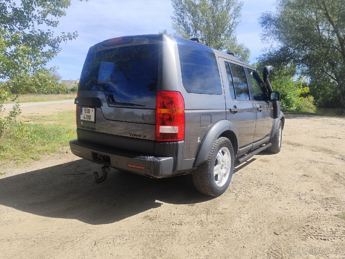 Land Rover Discovery 3 – 2.7 TDV6, r.v. 2007
- 3