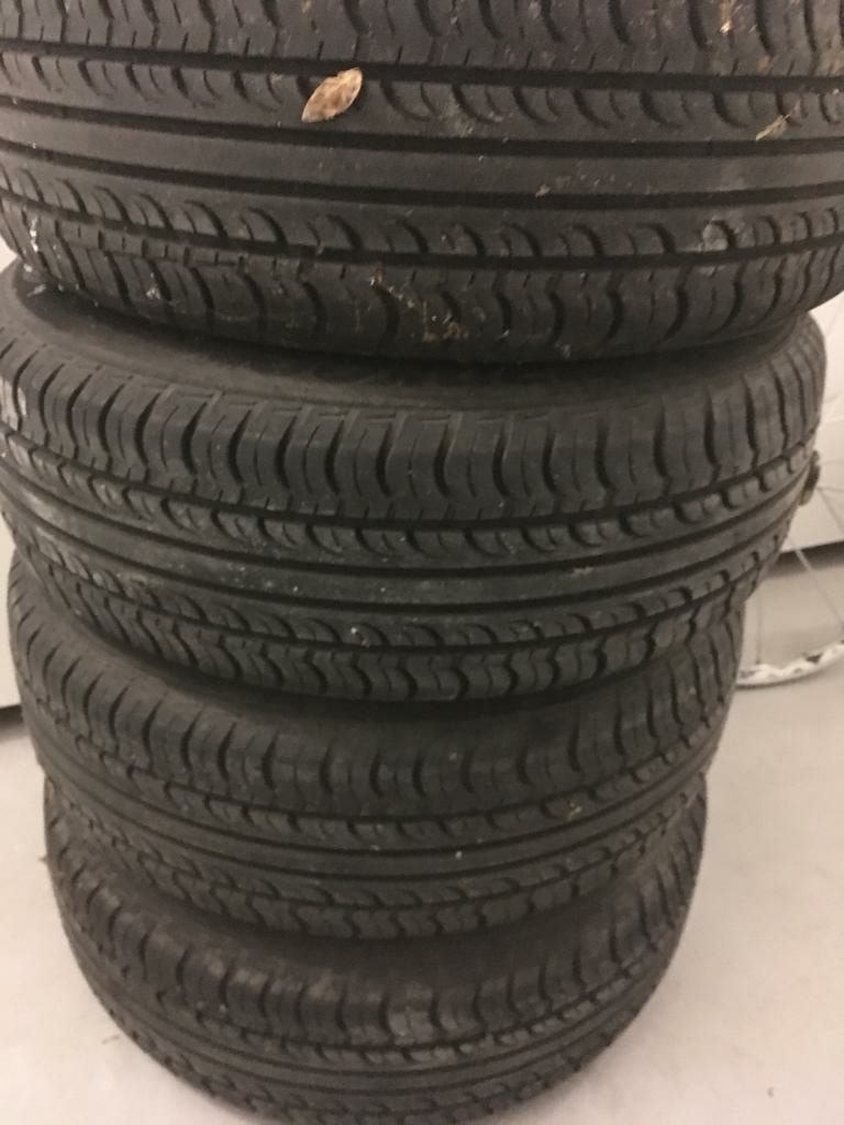 Sada Pneu Hankook 185/65 R14 letní - 3