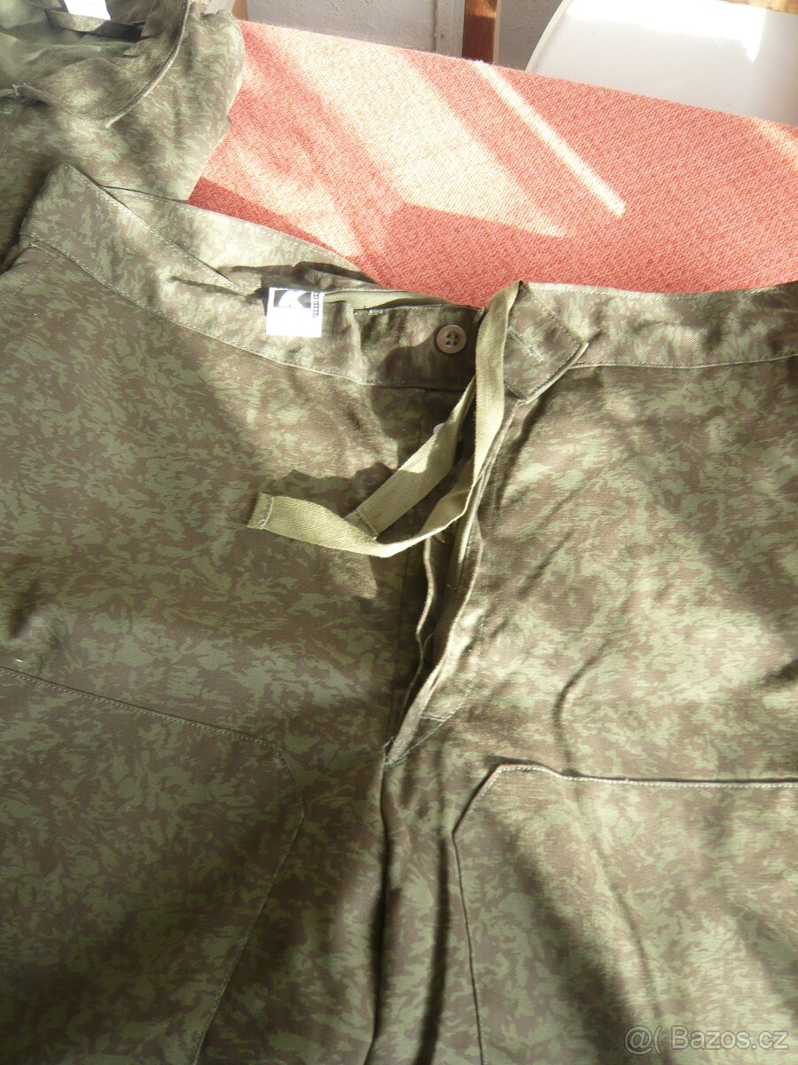 montérky vojenské - 3