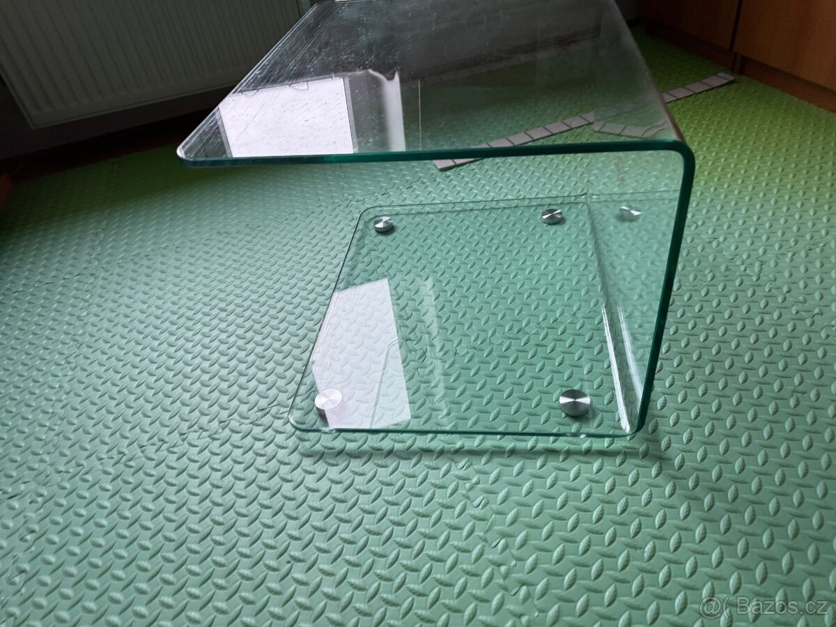 Skleněný stůl - 3