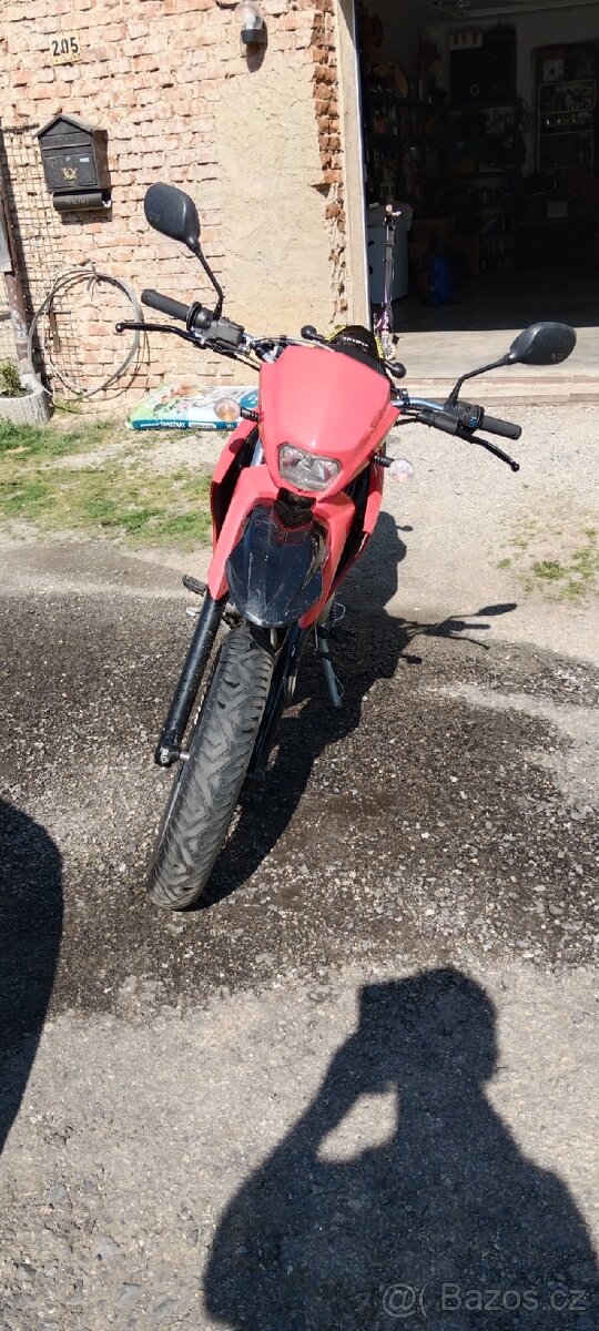 Yamaha 125 XT