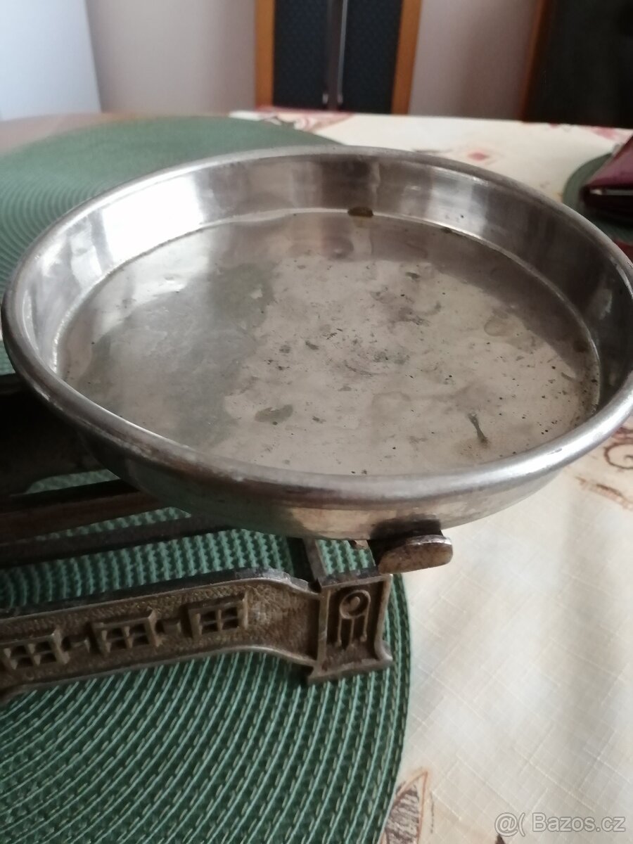 Staré litinové váhy - 3