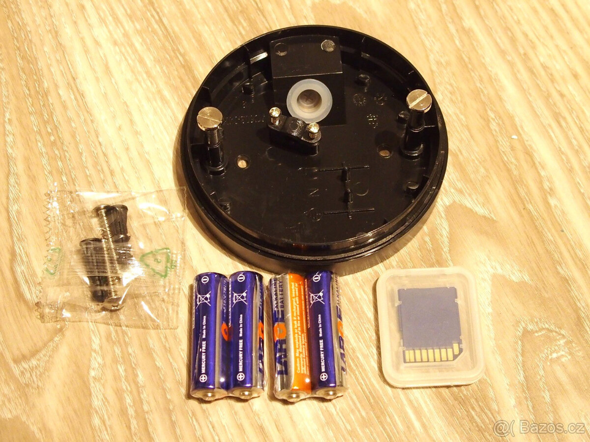 Elro C944 Světlo s barevnou kamerou, SD karta - 3