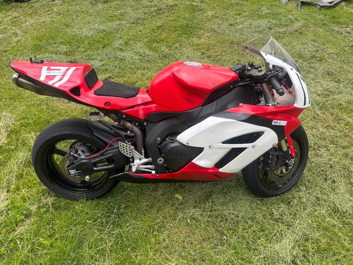 Okruhova Honda CBR 1000RR Fireblade 06 - 3