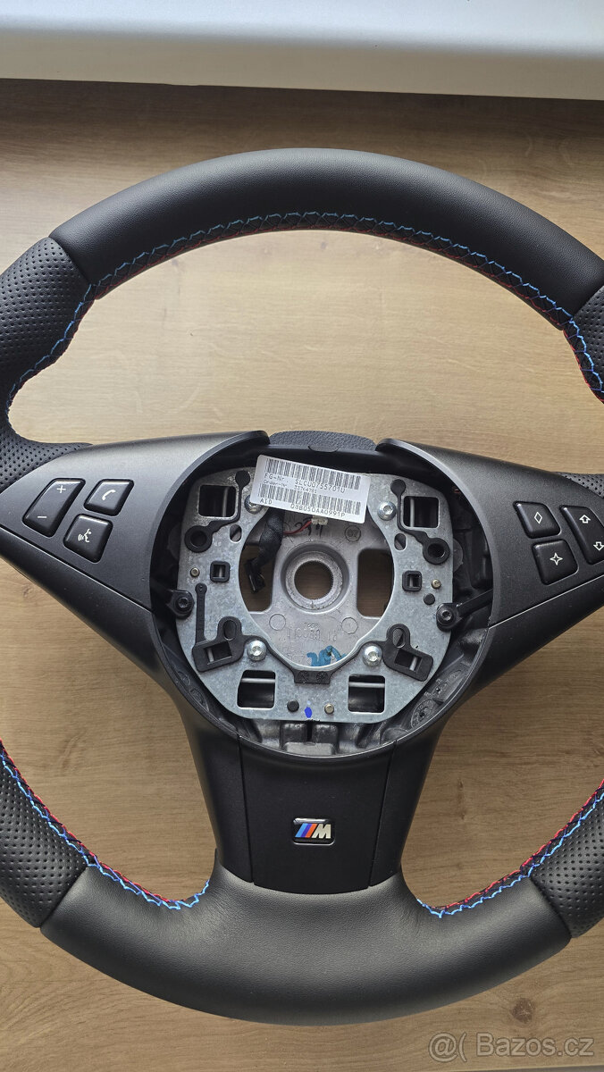 VOLANT BMW E60 E61 E60M E61M E63 E63M M5 BMW M6 packet - 3