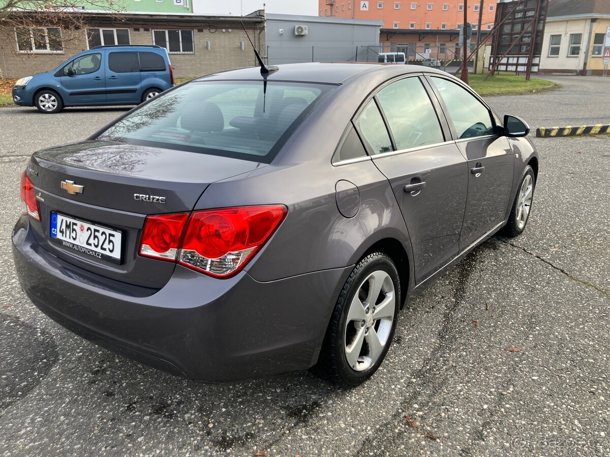 Chevrolet Cruze 1.8i ČR - 3