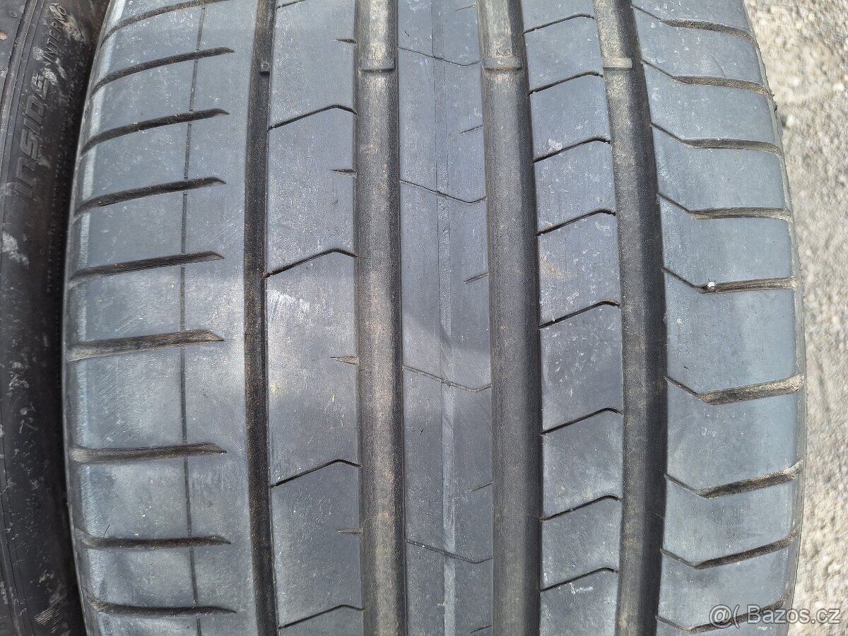 275/35/22 Pirelli Letní 5,5 mm - 3