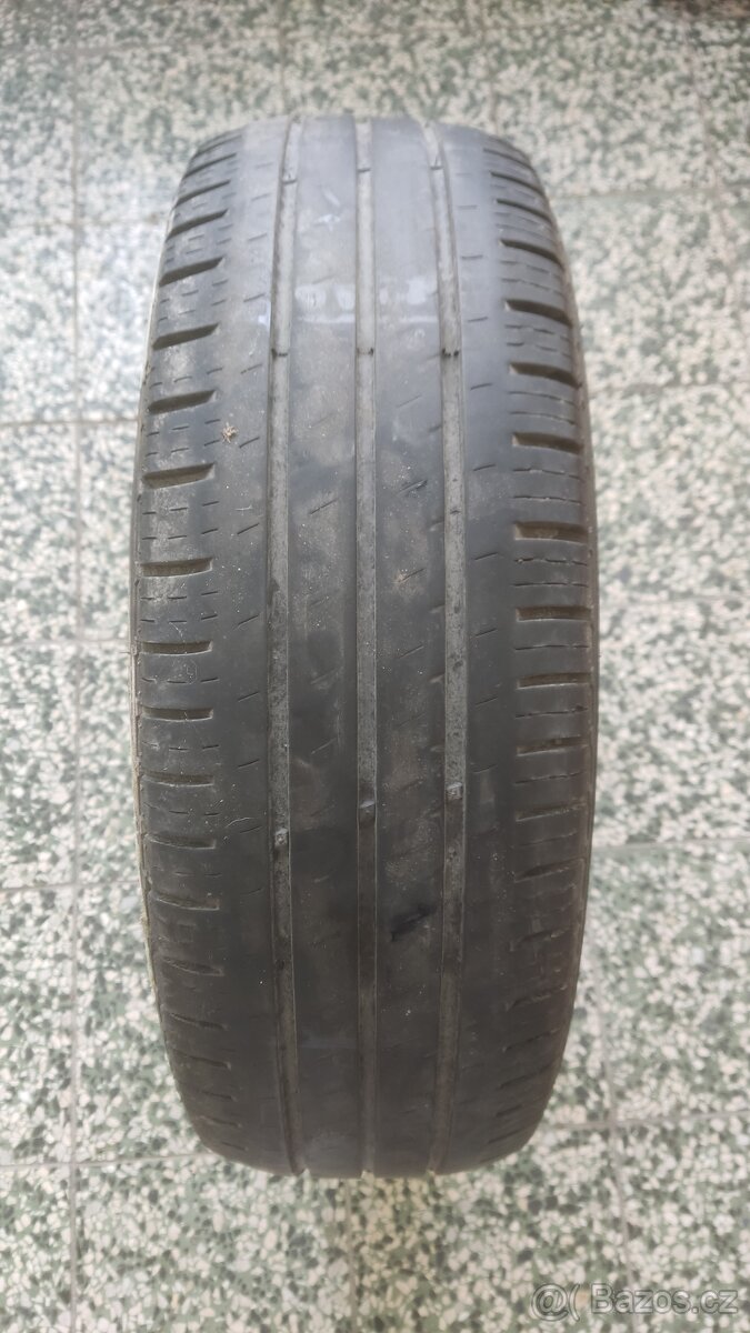Letni pneu 215/70/15c - 3