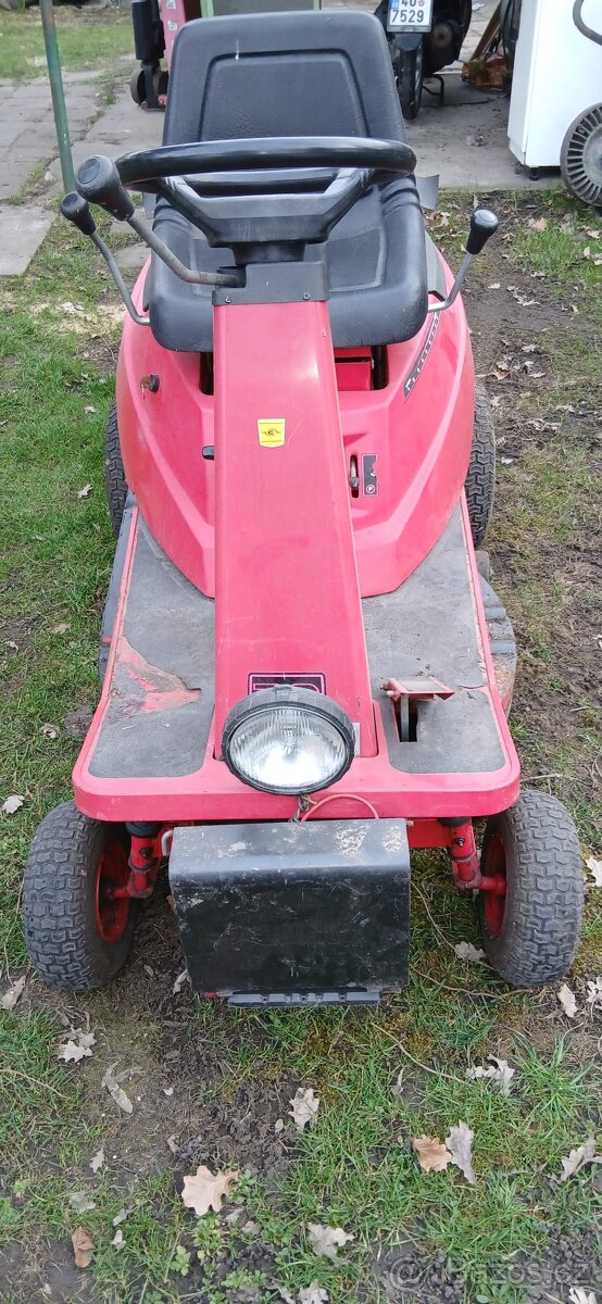 Zahradní rider Countax 30 - 3