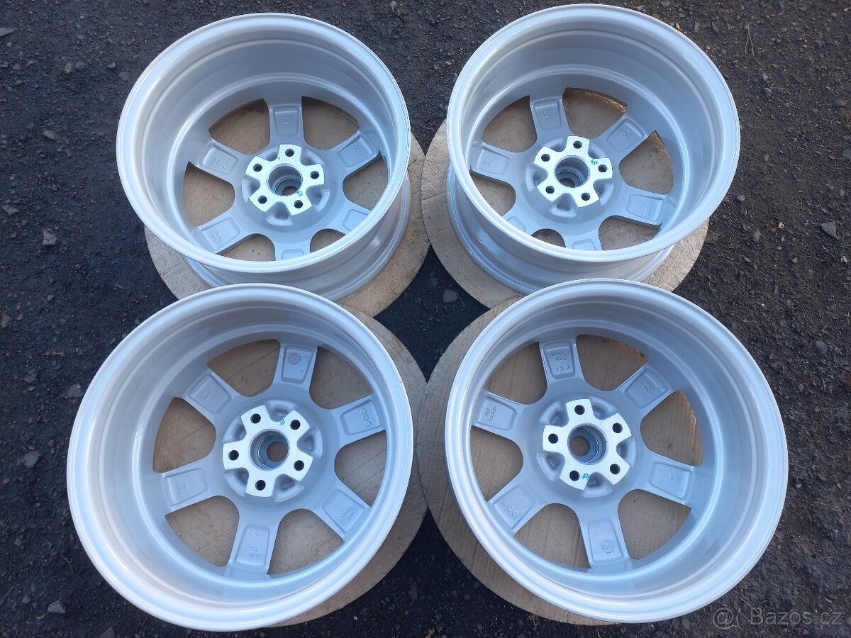 Prodám sadu NOVÝCH ALU disků R16 - 3