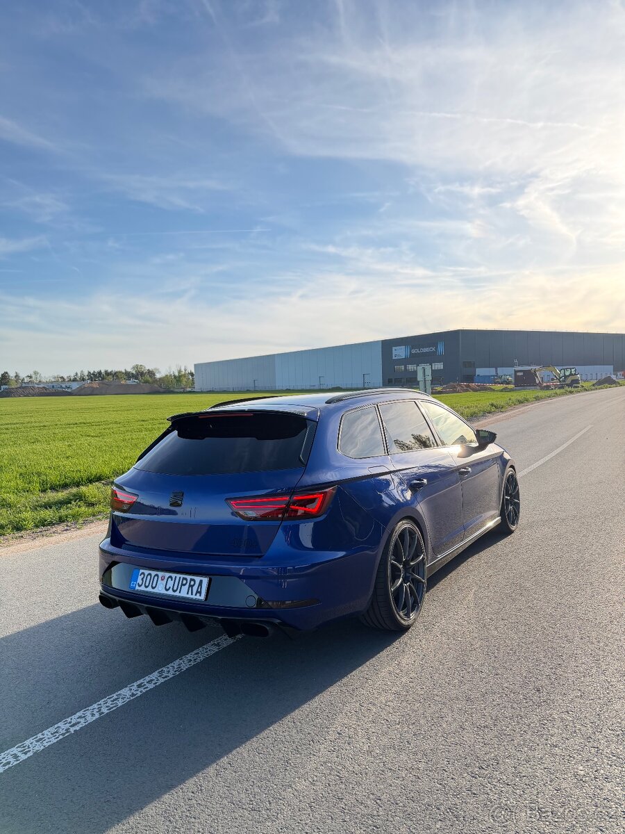 Seat Leon Cupra 300st - 3