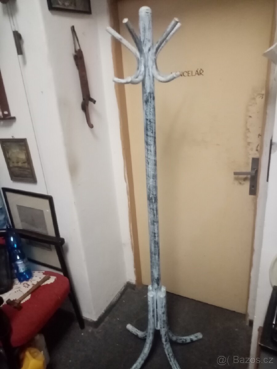 Starožitný věšák Provance - 3