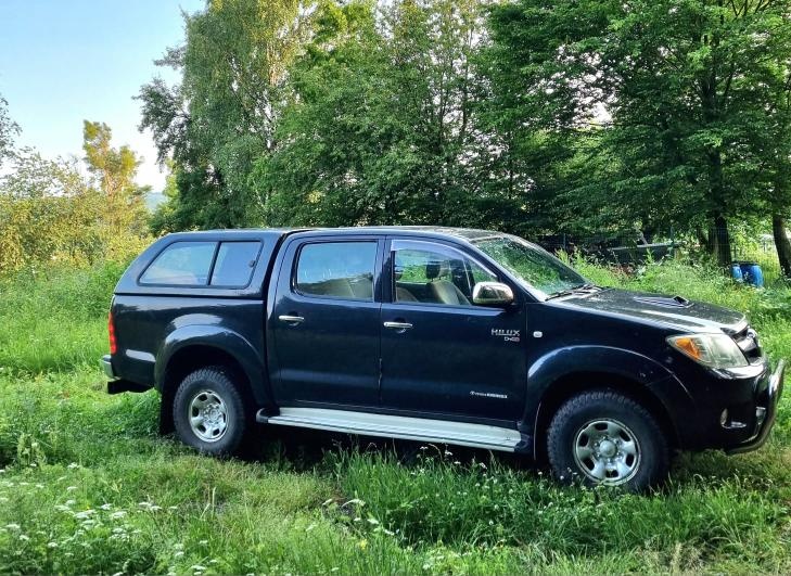 TOYOTA HILUX, 2,5 D, 4x4, 157XXX tis km, STK do 5/2027