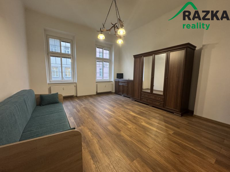 Prodej bytu 2+1(83m2), Karlovy Vary, ul. T.G.M. - 3