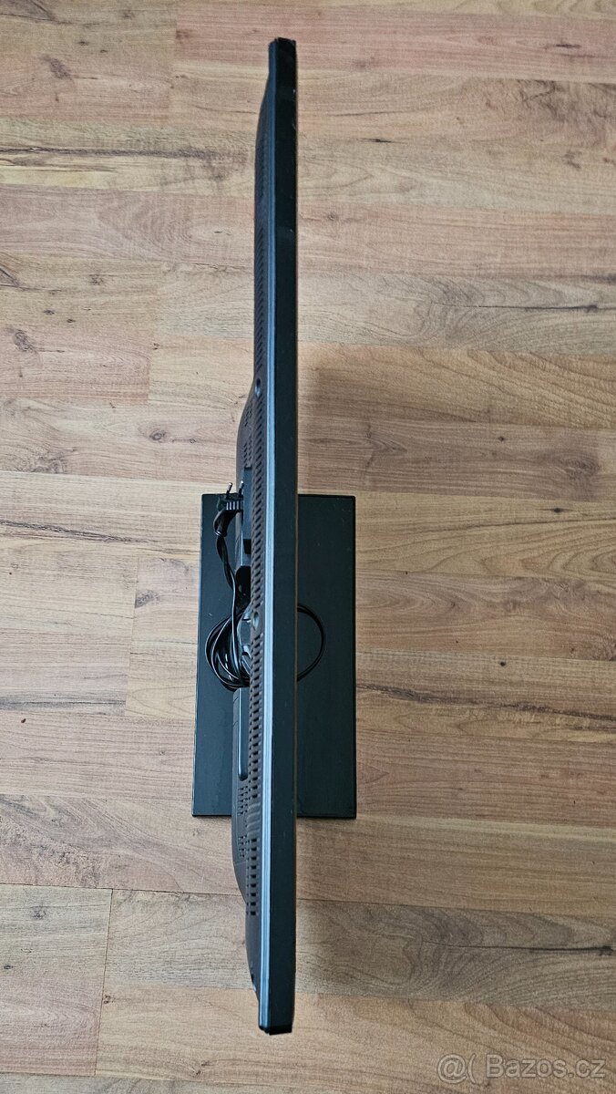 32" Gogen TVL 32147 WEB - 3